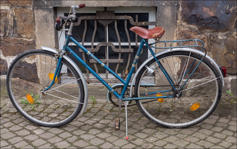 altes DDR 28er DamenFahrrad DIAMANT 1960 , orig. Damenrad